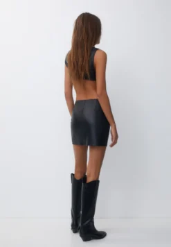 PULL & BEAR MinigonnaBlack Donna Gonne PUC21B0KX-Q11 -Vendite Next 0276e07a321942efb413e5dd740f29dd scaled