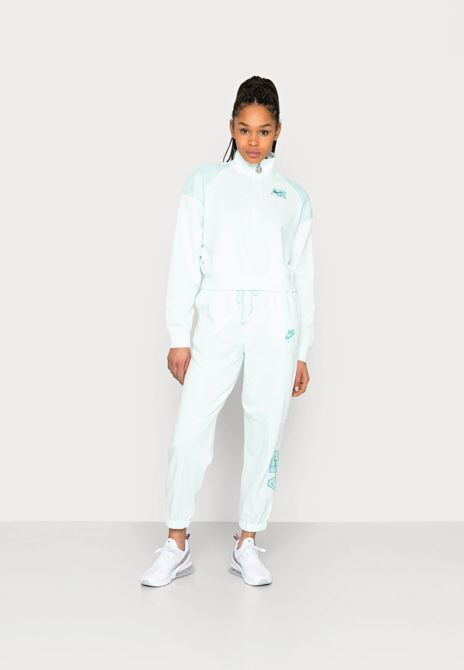 Nike Sportswear Air PantPantaloni SportiviBarely Green/Light Dew Donna Pantaloni NI121A0IG-M11 2 Nike Sportswear Air PantPantaloni SportiviBarely Green/Light Dew Donna Pantaloni NI121A0IG-M11 - immagine 2