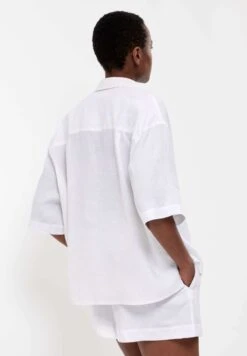 Oysho CamiciaWhite Donna Camicie E Bluse OY121E06J-A11 11 Oysho CamiciaWhite Donna Camicie E Bluse OY121E06J-A11 -Vendite Next 0803a79475dd410fa66e8202af7dc8e4