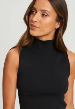 LillieTopBlack Donna T-shirt E Top W1E21D008-Q11 -Vendite Next 0d13501d74304f21bd8cdd22d740765e