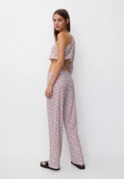 PULL & BEAR AsymmetricCamicettaWhite Donna Camicie E Bluse PUC21E11Y-A11 9 PULL & BEAR AsymmetricCamicettaWhite Donna Camicie E Bluse PUC21E11Y-A11 -Vendite Next 150ab30c35324f14808448120387722f