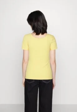 Pieces PckitteT-Shirt BasicYellow Donna T-shirt E Top PE321D0IL-E11 -Vendite Next 168ec901998d427ca04d5a1b98b705d3