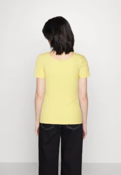 Pieces PckitteT-Shirt BasicYellow Donna T-shirt E Top PE321D0IL-E11 -Vendite Next 168ec901998d427ca04d5a1b98b705d3 scaled