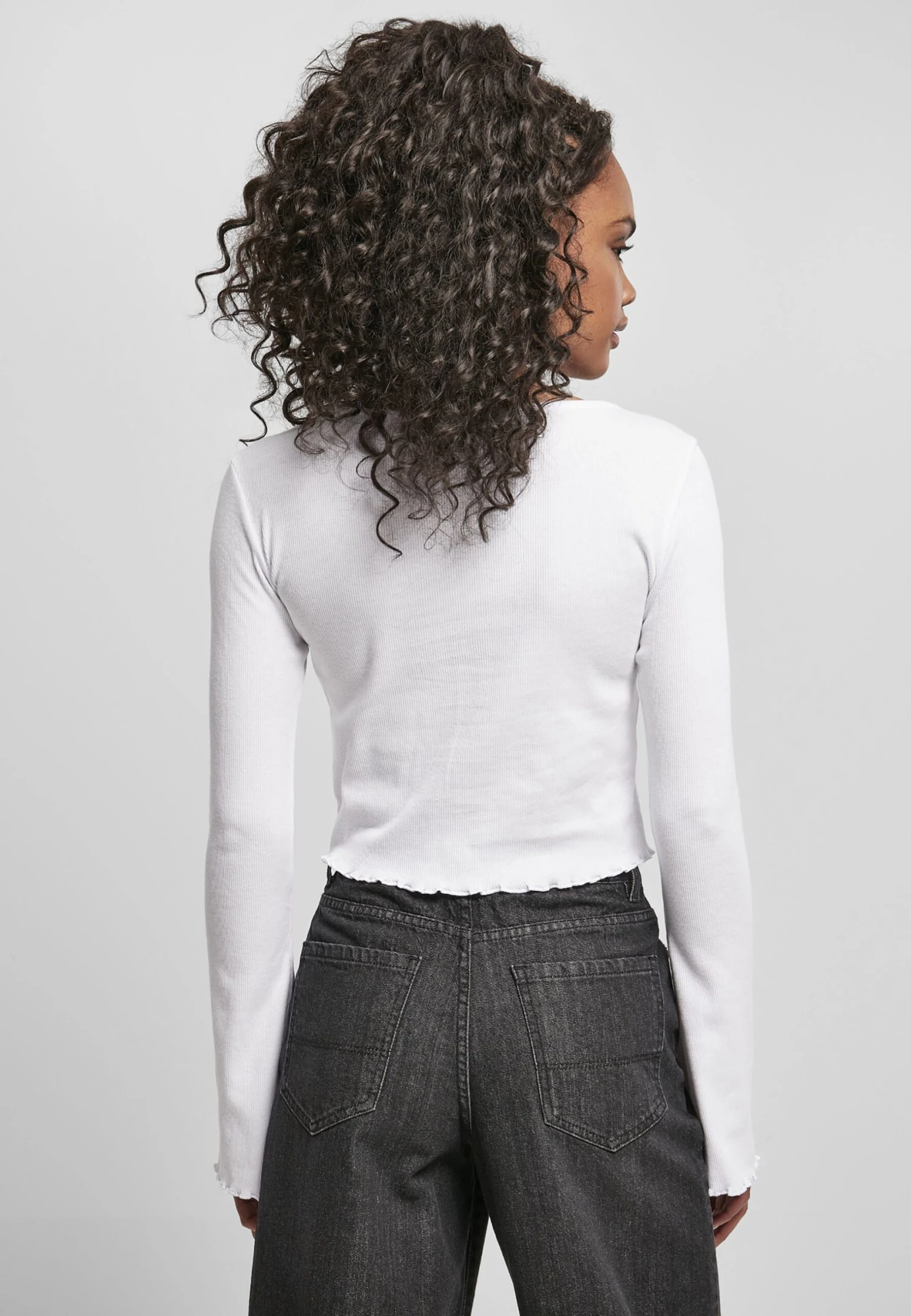 URBAN CLASSICS Cropped RibMaglietta A Manica LungaWhite Donna T-shirt E Top UR621E01H-A11 2 URBAN CLASSICS Cropped RibMaglietta A Manica LungaWhite Donna T-shirt E Top UR621E01H-A11 - immagine 2