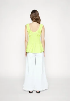 Gathered TankCamicettaGreen Apple Donna T-shirt E Top P1Y21E00L-M11 -Vendite Next 1d0056901c4c4bcbae5e3188fb669abe scaled