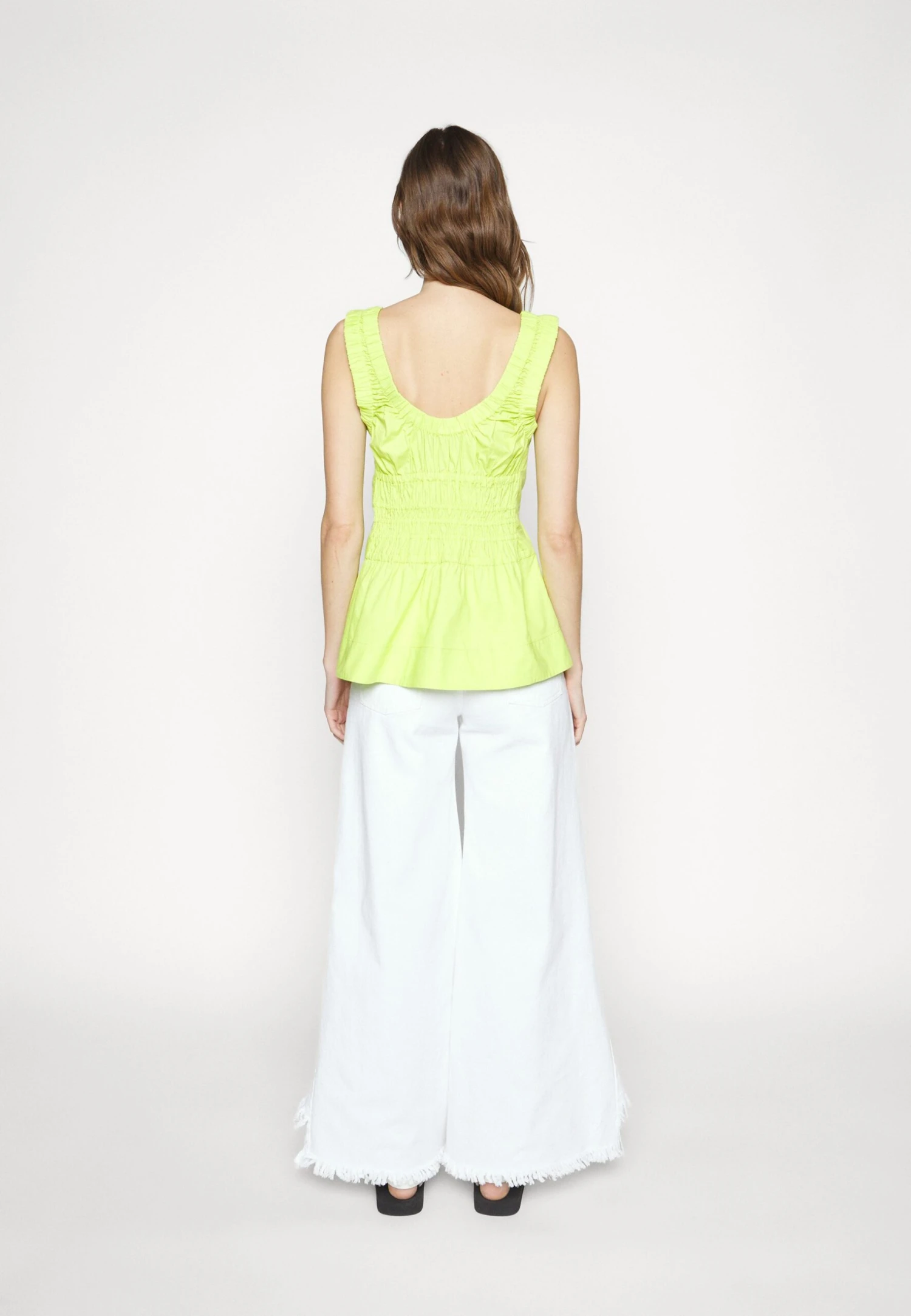 Gathered TankCamicettaGreen Apple Donna T-shirt E Top P1Y21E00L-M11 4 Gathered TankCamicettaGreen Apple Donna T-shirt E Top P1Y21E00L-M11 - immagine 4