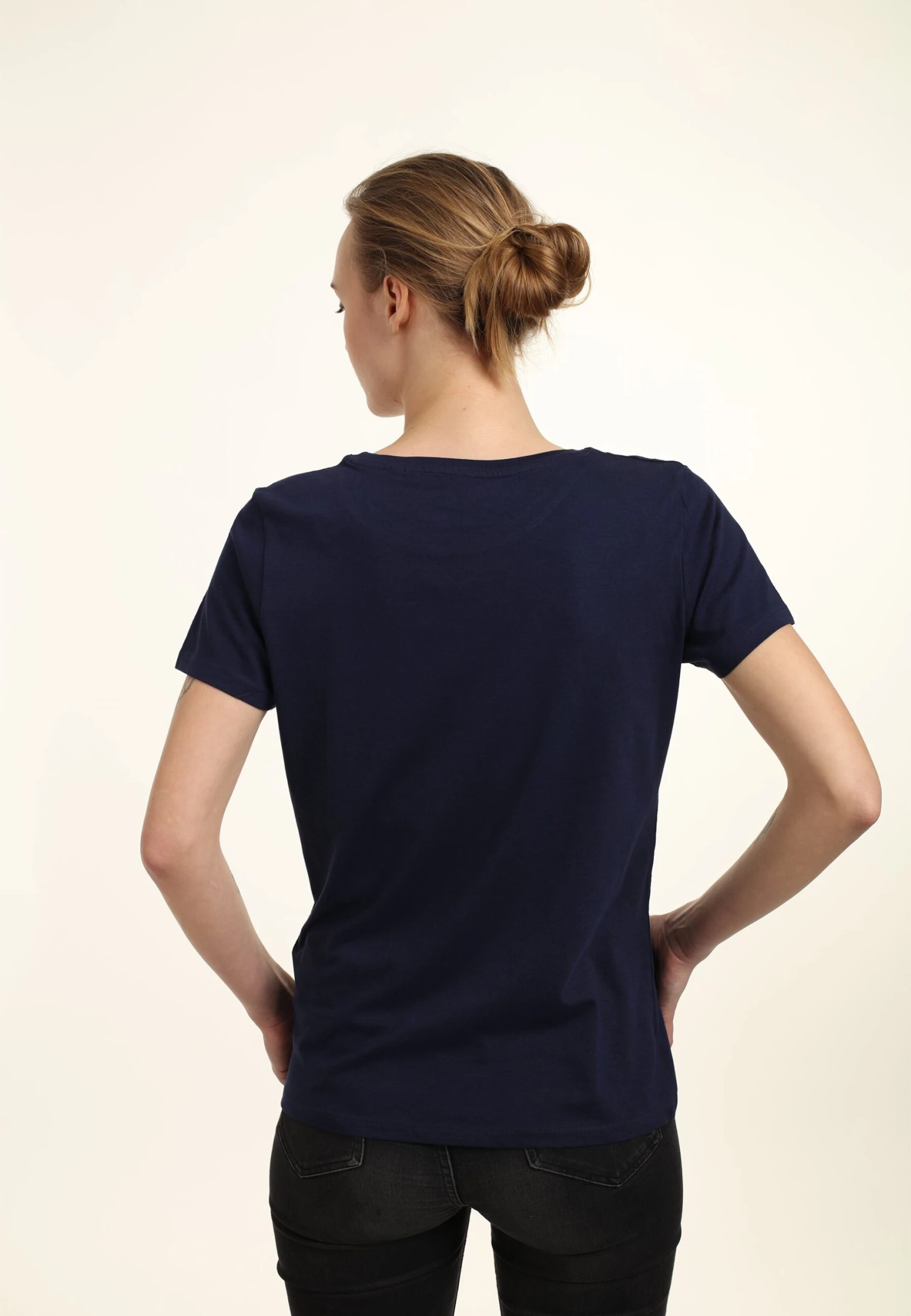 Henry Tiger Strange World Geographic SocietyT-Shirt Con StampaNavy Blue Donna T-shirt E Top H3A21DA0N-K11 2 Henry Tiger Strange World Geographic SocietyT-Shirt Con StampaNavy Blue Donna T-shirt E Top H3A21DA0N-K11 - immagine 2