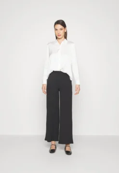 ESPRIT Viscose Sateen BlouseCamiciaOff White Donna Camicie E Bluse ES121E1SO-A11 -Vendite Next 1f206b776d6749ef8423f1740c45ff95 scaled