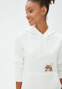 Koton Kangaroo Pocket Detail Cat Embroidered - Felpa Con Cappuccio - Ecru 7 Koton Kangaroo Pocket Detail Cat Embroidered - Felpa Con Cappuccio - Ecru -Vendite Next 2056587196c04754883c94135b2ede71 scaled