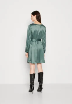 Vero Moda Vmmerle Short DressVestito EleganteDark Forest Donna Vestiti VE121C3US-M11 8 Vero Moda Vmmerle Short DressVestito EleganteDark Forest Donna Vestiti VE121C3US-M11 -Vendite Next 20e155cc56b54eafa255922a307175fd scaled