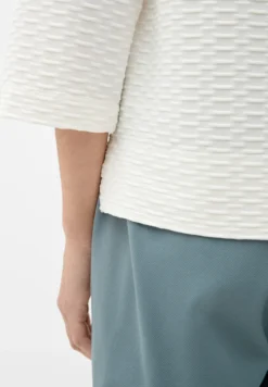 S.Oliver À Motif TexturéMaglietta A Manica LungaEcru Donna T-shirt E Top SO221D2I9-A11 -Vendite Next 22229bc8c8504370ab5eb612d4957b3f scaled