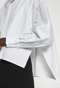 DRYKORN FlannaCamiciaWhite Donna Camicie E Bluse DR221E0AT-A11 13 DRYKORN FlannaCamiciaWhite Donna Camicie E Bluse DR221E0AT-A11 -Vendite Next 25476328db5844edb8b45a7180940e7b