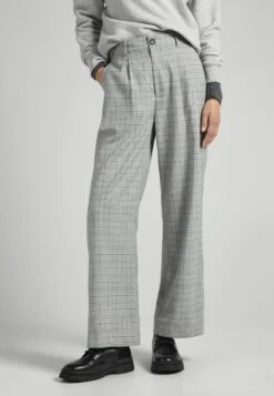 Pepe Jeans Pleat Front Romy PantPantaloniMulti Donna Pantaloni PE121A0NK-C11 9 Pepe Jeans Pleat Front Romy PantPantaloniMulti Donna Pantaloni PE121A0NK-C11 -Vendite Next 278ff4c3669845ccaa05d697226107a2
