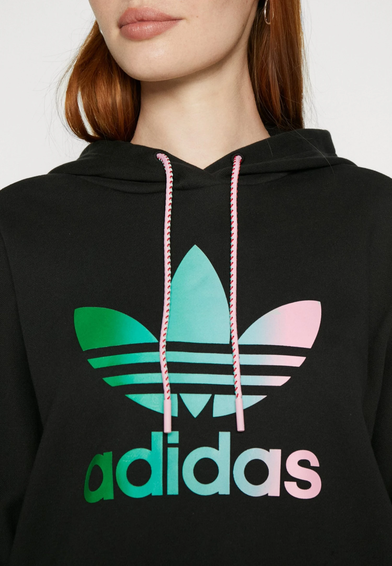 Adidas Originals Adicolor 70S Cropped HoodieFelpaBlack Donna Felpe AD121J1EZ-Q11 6 Adidas Originals Adicolor 70S Cropped HoodieFelpaBlack Donna Felpe AD121J1EZ-Q11 - immagine 6