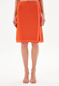 Taisia - Gonna A Campana - Cinnamon