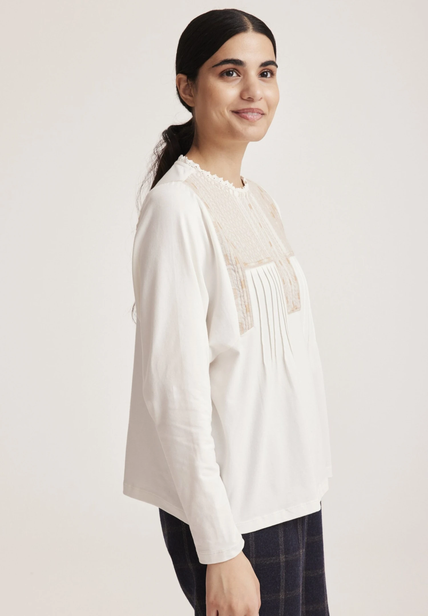 Odd Molly DomnaCamicettaLight Chalk Donna Camicie E Bluse 1OD21E07M-A11 4 Odd Molly DomnaCamicettaLight Chalk Donna Camicie E Bluse 1OD21E07M-A11 - immagine 4