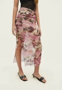 Stradivarius Printed - Gonna Lunga - Pink