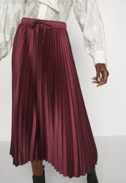 Marella ImmuneGonna A PiegheBordeaux Donna Gonne M7521B01U-G11 -Vendite Next 356ea1b6c49b40cab5ea7da23bcabacb