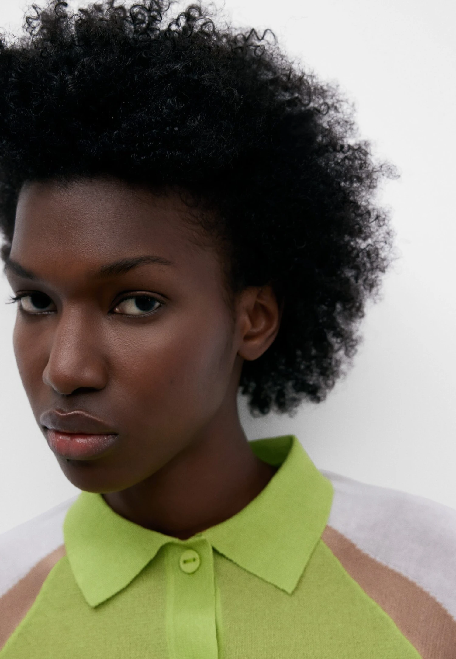 ADOLFO DOMINGUEZ Semitransparent CamiciaWhite Green Donna Camicie E Bluse ADL21E028-A11 3 ADOLFO DOMINGUEZ Semitransparent CamiciaWhite Green Donna Camicie E Bluse ADL21E028-A11 - immagine 3