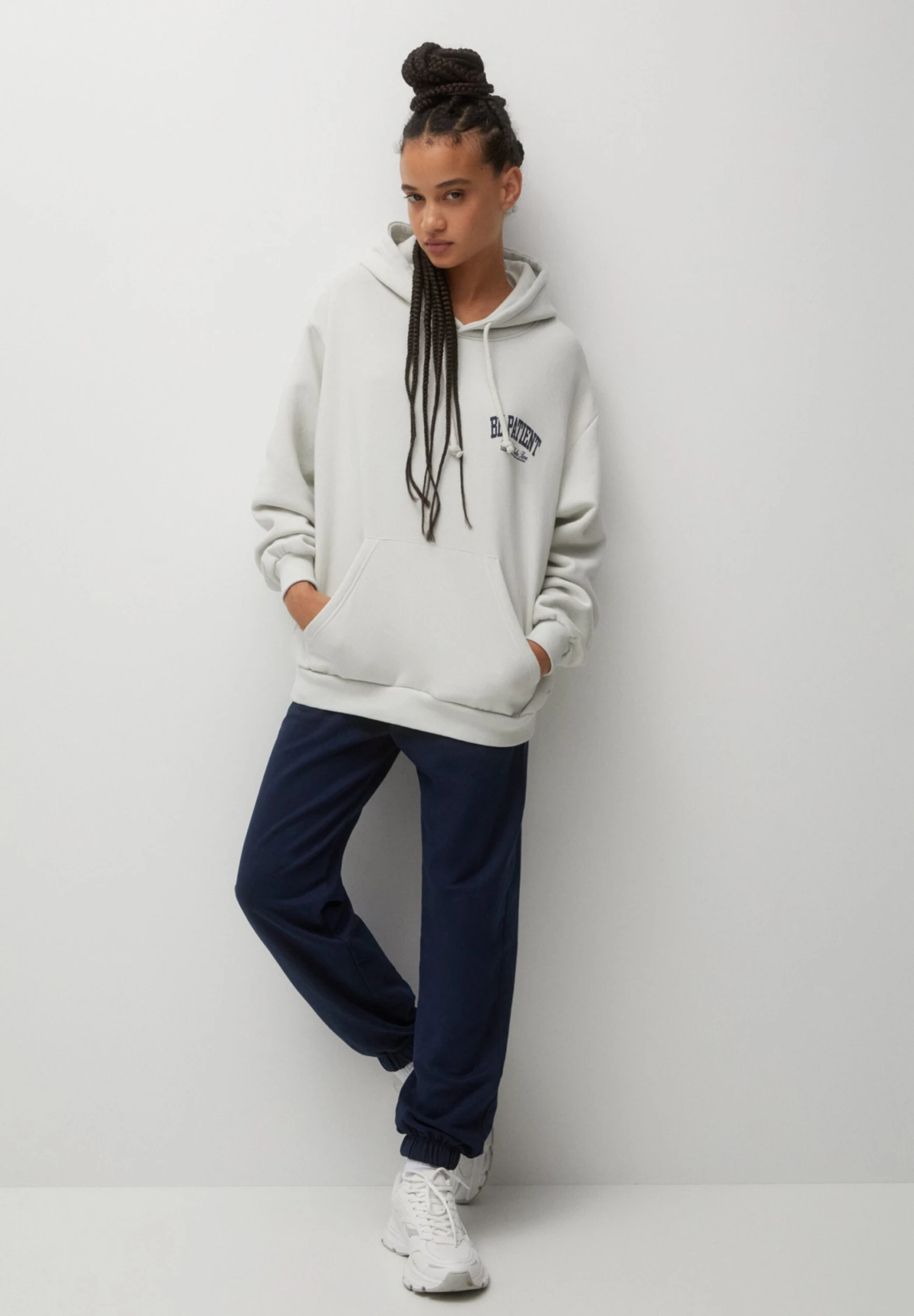 PULL & BEAR Printed- Felpa Con Cappuccio - White 2 PULL & BEAR Printed- Felpa Con Cappuccio - White - immagine 2