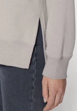 Abercrombie & Fitch Vintage Crew FelpaAtmosphere Donna Felpe A0F21J05H-O11 -Vendite Next 4678af7fa41b4b44a5db81148a4e531f scaled