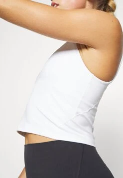 Lululemon Align™ Tank - Top - White -Vendite Next 4bf65b5d9448457b82ad6257eea85af6