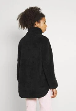 Vero Moda Vmfilly TeddyFelpa In PileBlack Donna Felpe VE121G10T-Q11 8 Vero Moda Vmfilly TeddyFelpa In PileBlack Donna Felpe VE121G10T-Q11 -Vendite Next 4e1cae1f8cea4b4a861e630534f04a20
