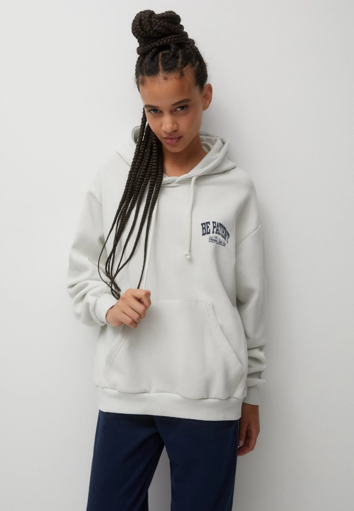 PULL & BEAR Printed- Felpa Con Cappuccio - White 1 PULL & BEAR Printed- Felpa Con Cappuccio - White