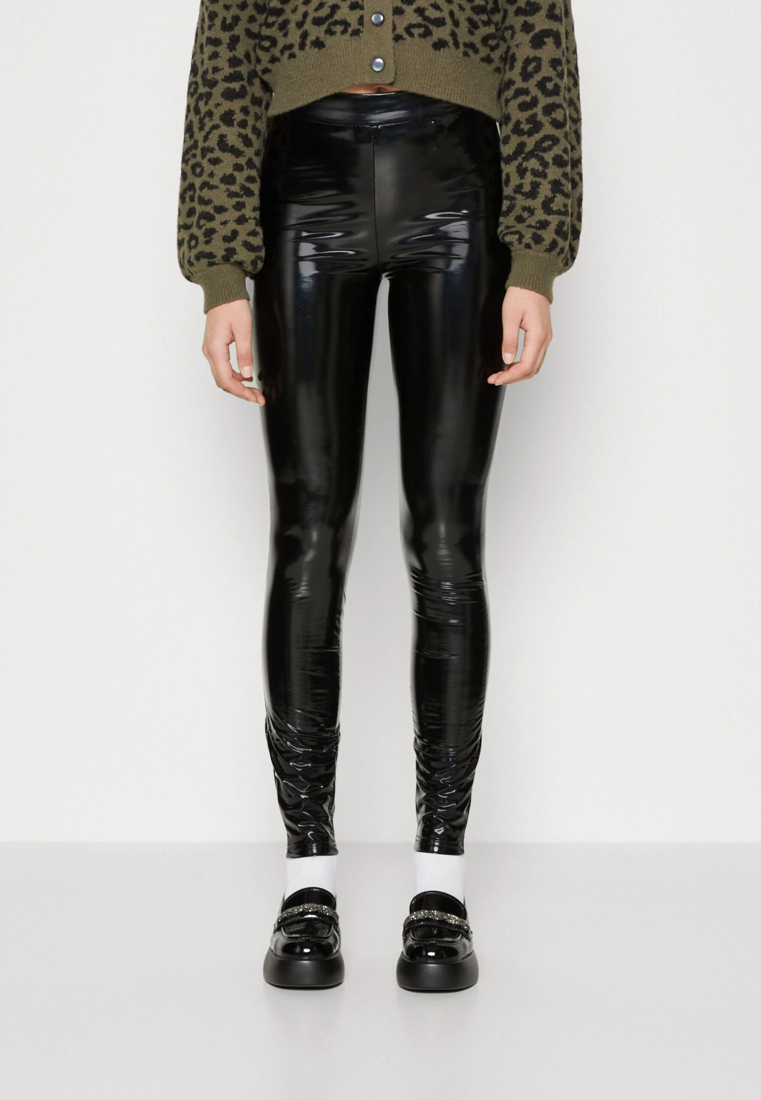 ONLY OnllolaLeggingsBlack Donna Pantaloni ON321A23N-Q11 1 ONLY OnllolaLeggingsBlack Donna Pantaloni ON321A23N-Q11