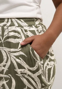 Makia PantaloniGrape Leaf Leaf Print Donna Pantaloni KAN21A02H-M11 9 Makia PantaloniGrape Leaf Leaf Print Donna Pantaloni KAN21A02H-M11 -Vendite Next 4ec3f3ea03f94cfe825d279910151374 scaled