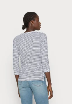 ESPRIT T Lslv Slub StrMaglietta A Manica LungaWhite Donna T-shirt E Top ES121D27T-A11 7 ESPRIT T Lslv Slub StrMaglietta A Manica LungaWhite Donna T-shirt E Top ES121D27T-A11 -Vendite Next 5291f7b9abce43b1abea6af2397e995e scaled