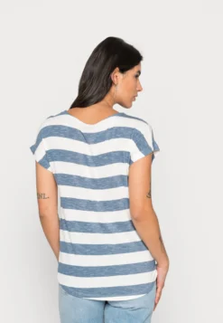 Vero Moda Vmwide Stripe S/L Ga NoosT-Shirt Con StampaChina Blue Donna T-shirt E Top VE121D15G-K11 -Vendite Next 53195e58342148bb9deb543a4097cc8c scaled