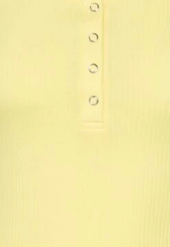 Pieces PckitteT-Shirt BasicYellow Donna T-shirt E Top PE321D0IL-E11 -Vendite Next 54fe8dc548ec4c2ca2bf2f89f24ba581