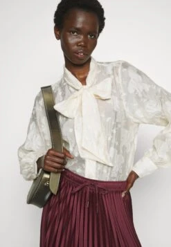 Marella ImmuneGonna A PiegheBordeaux Donna Gonne M7521B01U-G11 -Vendite Next 6058322b3b8041008a4c3a22e7a48d5c