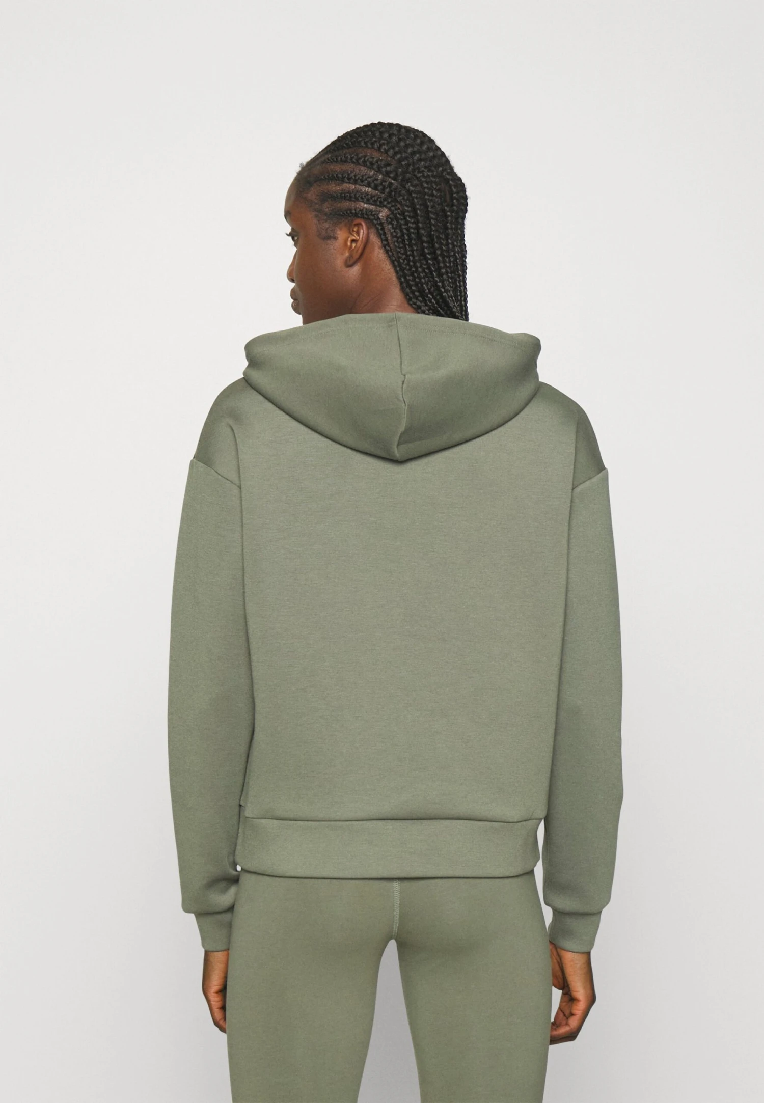 Only Play Onploungels HoodFelpa Con CappuccioDusty Olive Donna Felpe NL241G08O-N12 3 Only Play Onploungels HoodFelpa Con CappuccioDusty Olive Donna Felpe NL241G08O-N12 - immagine 3