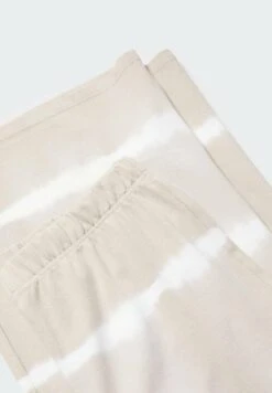 Mango Kids Nela - Pantaloni - Beige 11 Mango Kids Nela - Pantaloni - Beige -Vendite Next 61cdbe3e6e754766aad3e460e5d65347
