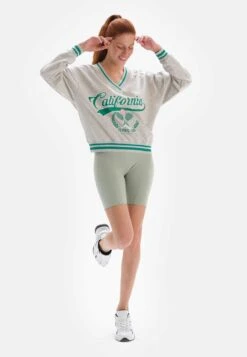 CourtFelpaGrey Melange Donna Felpe D6D21J018-C11 11 CourtFelpaGrey Melange Donna Felpe D6D21J018-C11 -Vendite Next 65cf1bddff074f61a926889e228f2042