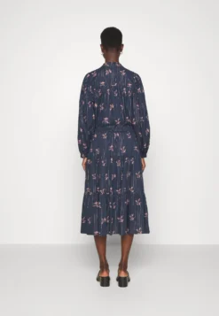 Lollys Laundry Morning SkirtGonna A CampanaNavy Donna Gonne LCB21B00P-K11 -Vendite Next 6a86d313665d4ffa9dcd1c8e00a50772 scaled