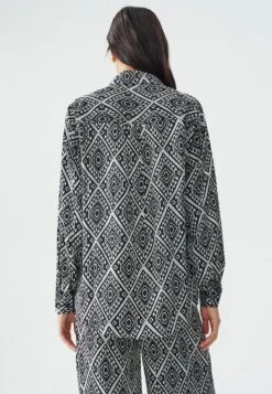 Calli CamiciaBlack And White Abstract Donna Camicie E Bluse CFY21E037-Q11 -Vendite Next 73b29d7a719b4aa383b5720294d36f15