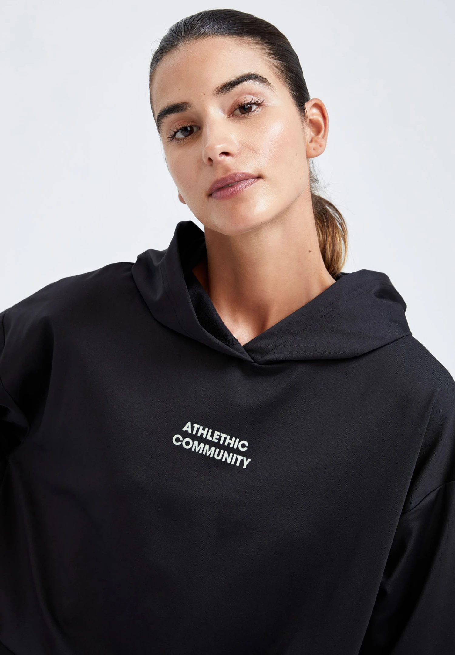 DeFacto Cover Up Felpa Con CappuccioBlack Donna Felpe DEZ21J0IY-Q11 4 DeFacto Cover Up Felpa Con CappuccioBlack Donna Felpe DEZ21J0IY-Q11 - immagine 4