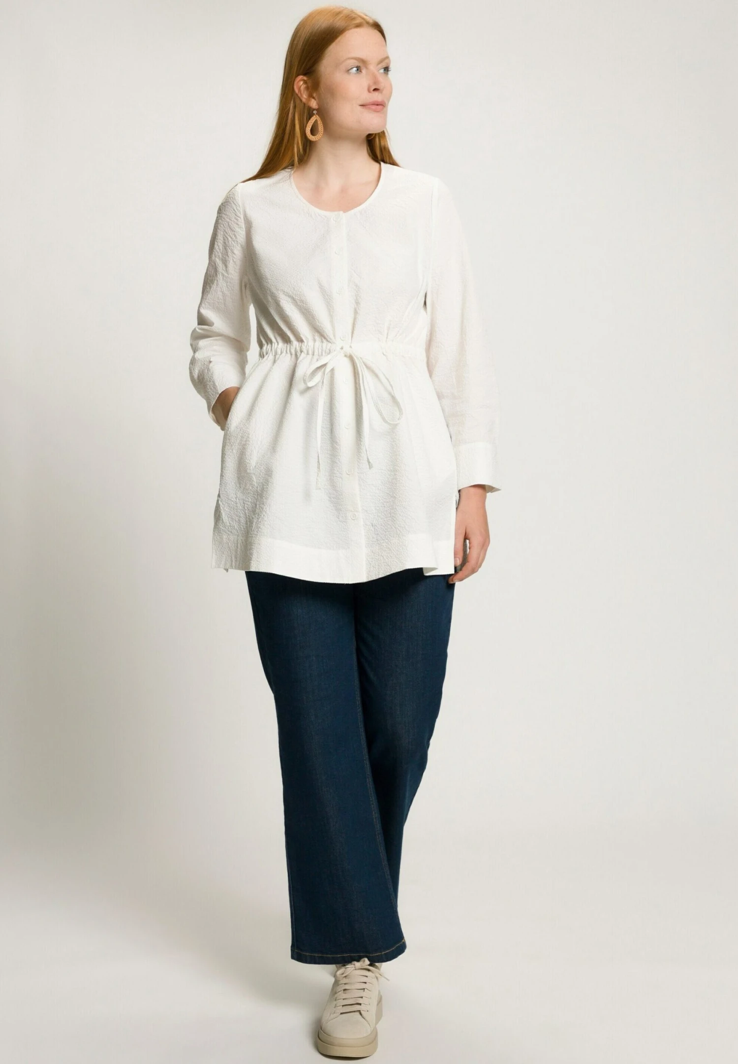 Ulla Popken CamicettaBlanc Cassé Donna Camicie E Bluse UP121E1X0-A11 2 Ulla Popken CamicettaBlanc Cassé Donna Camicie E Bluse UP121E1X0-A11 - immagine 2