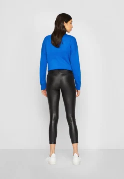 URBAN CLASSICS LeggingsBlack Donna Pantaloni UR621A03Q-Q11 -Vendite Next 7a88e4bcee6d43af97dfa02839f66593