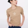 Twist Star Embroidered - T-Shirt Con Stampa - Camel