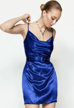 Trendyol Vestito EleganteBlue Donna Vestiti TRU21C1V1-K11 -Vendite Next 7d5ef43b271c4169b53ad71417f7780e