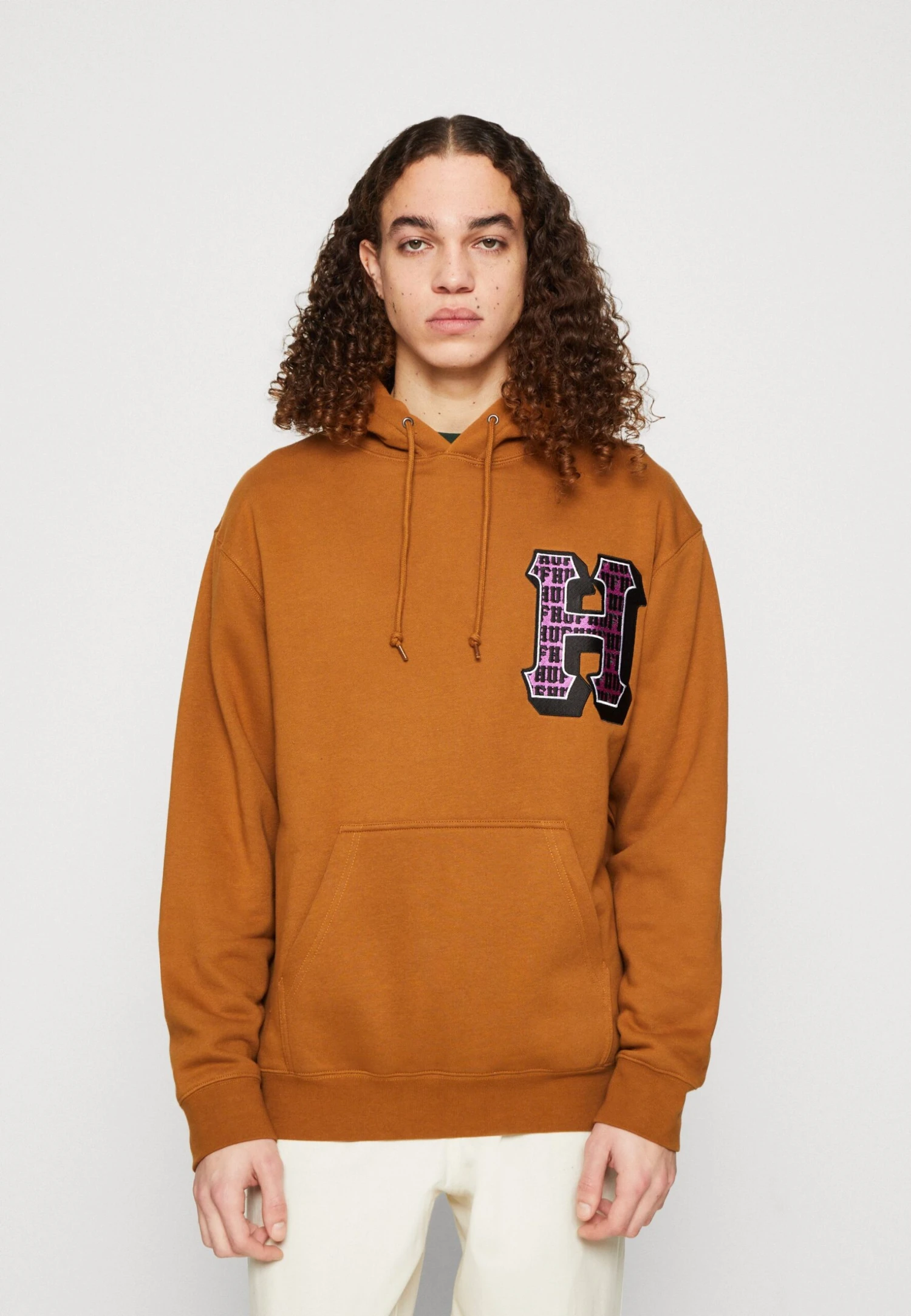 HUF Thicc Hoodie Unisex - Felpa Con Cappuccio - Brown 1 HUF Thicc Hoodie Unisex - Felpa Con Cappuccio - Brown