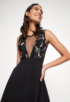 Wal G Skater DressVestito EleganteBlack/Red Donna Vestiti WG021C0XV-Q11 9 Wal G Skater DressVestito EleganteBlack/Red Donna Vestiti WG021C0XV-Q11 -Vendite Next 808132d6267c4513a3a9bd9cdd97ba3f scaled