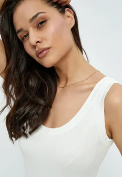 Peppercorn Tana - Top - Cloud Dancer -Vendite Next 8314ed897d6d492faa246f68a4d40b1a scaled