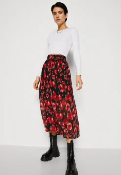 ONLY Onlmarise Midi Skirt Gonna A CampanaRed Donna Gonne ON321B14R-G11 -Vendite Next 8519c8f6a42e4eefbc86a23a7ff952f0 scaled