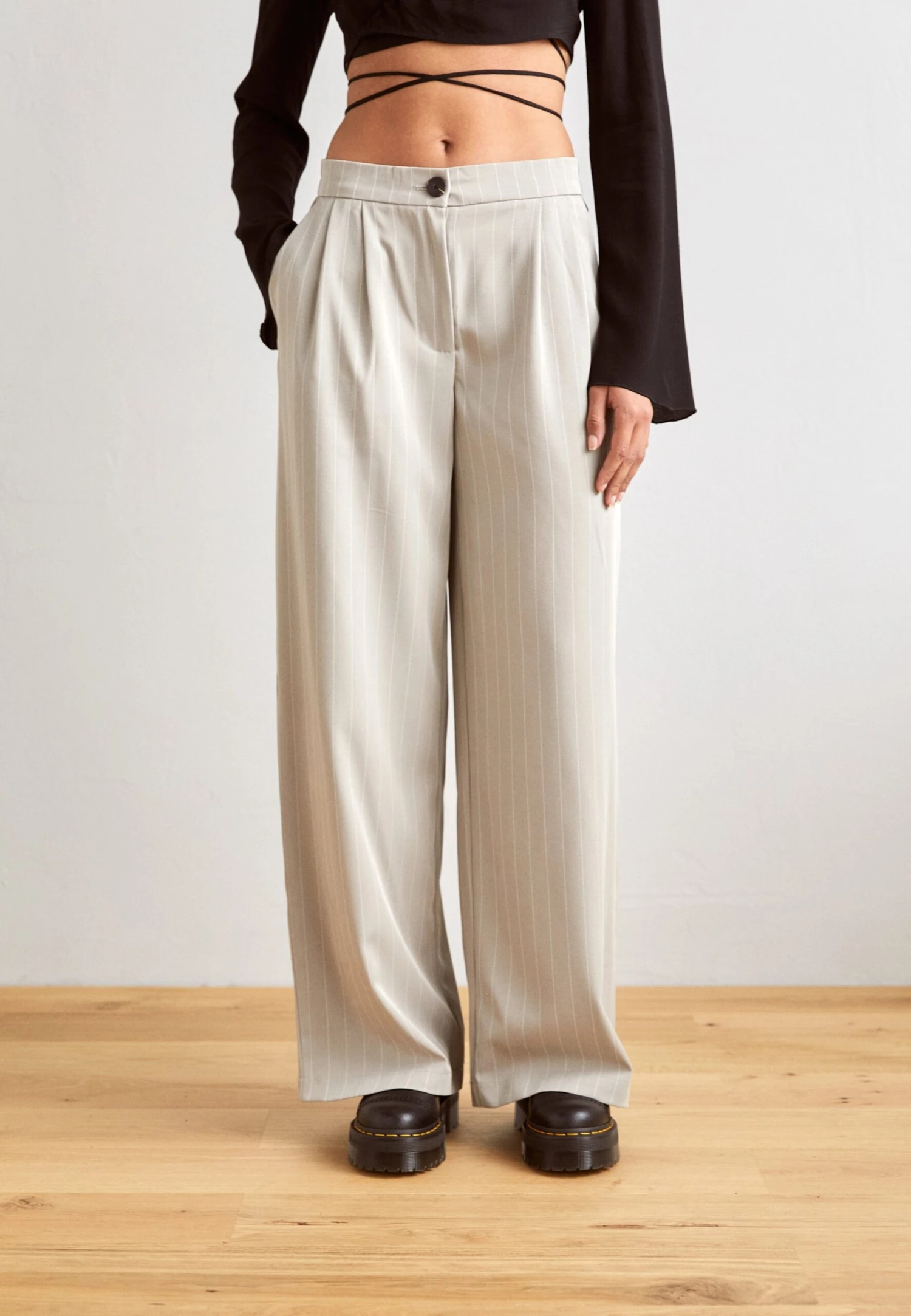 Noisy May Nmvera Wide Leg Pant PantaloniGrey Donna Pantaloni NM321A0DM-C11 1 Noisy May Nmvera Wide Leg Pant PantaloniGrey Donna Pantaloni NM321A0DM-C11