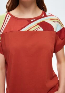 PatternedT-Shirt Con StampaBrown Donna T-shirt E Top ADK21D01U-O11 8 PatternedT-Shirt Con StampaBrown Donna T-shirt E Top ADK21D01U-O11 -Vendite Next 8805d7b7dffb4324acdcf061a3e2d634